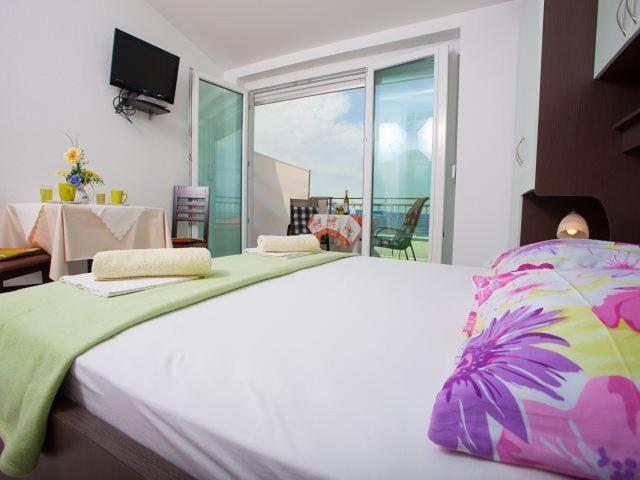 Apartmani Dana Makarska Exterior photo